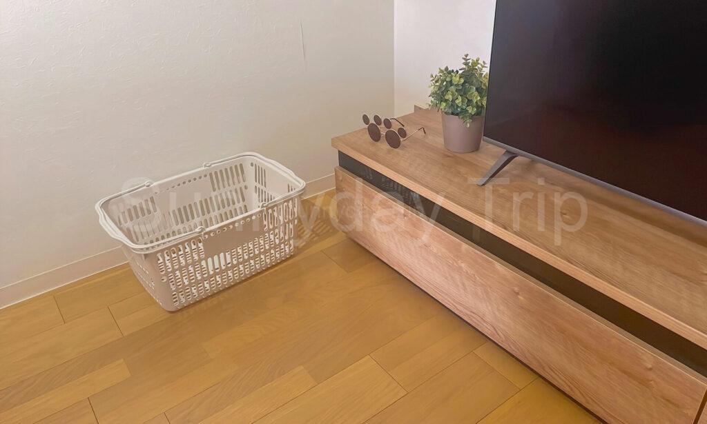 リビングに置いている無印良品レジカゴ