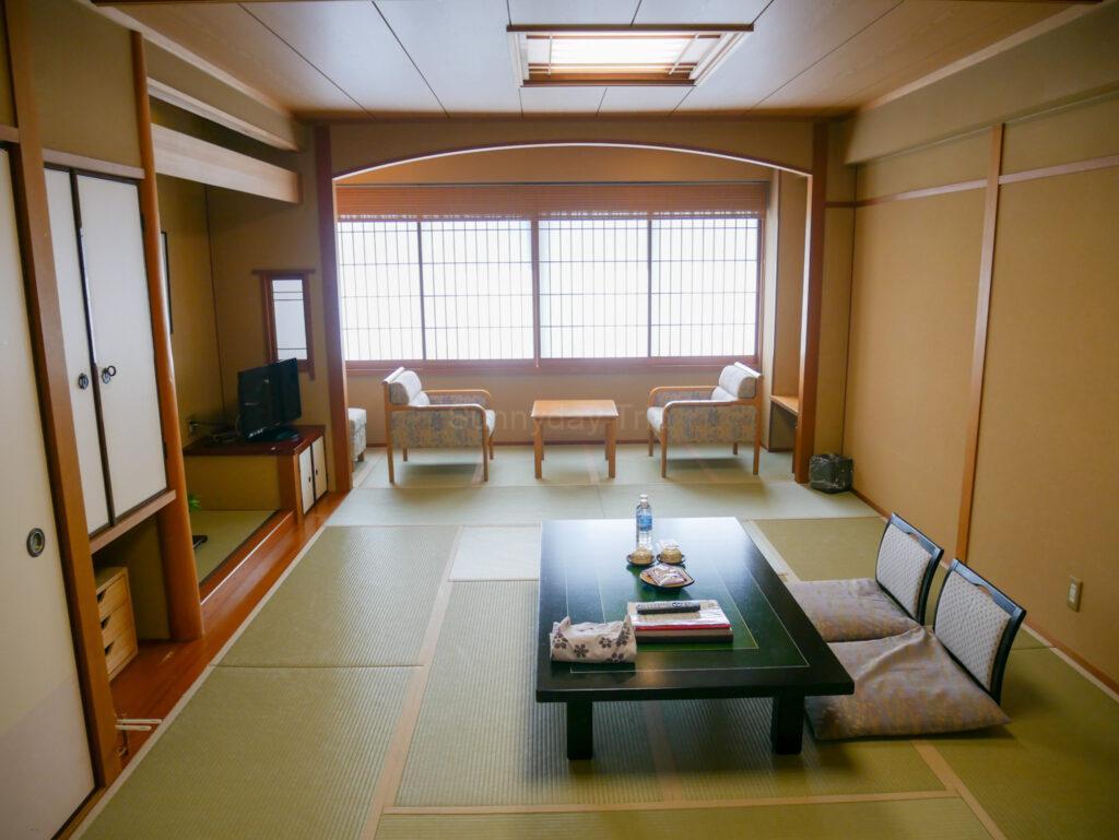渓山閣