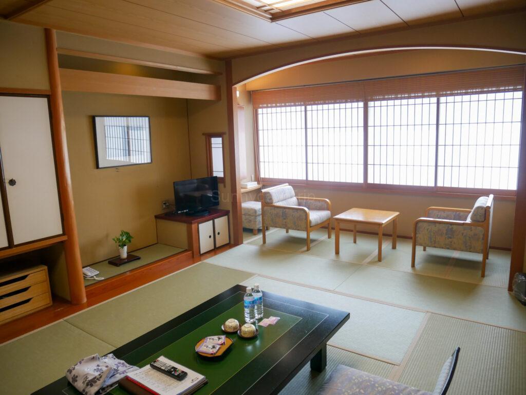 渓山閣