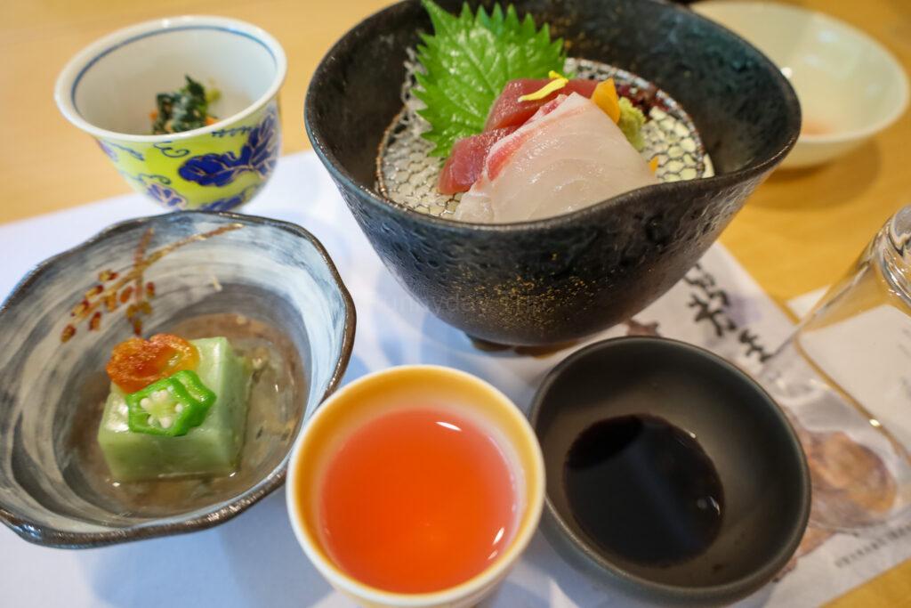渓山閣